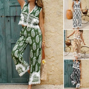 Products: Di Yun's Spring/Summer 2025 casual vacation style Bohemian print contrasting color waistcoat top long pants set women's wear