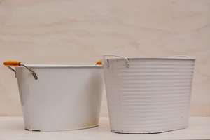 Ice bucket- white