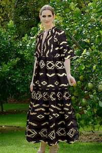 She Lights Up The Night Dress - Black