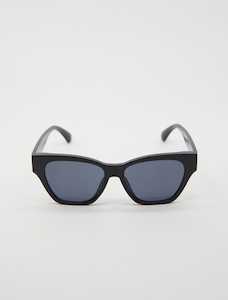 Sunglasses: Carlotta Sunglasses - Black