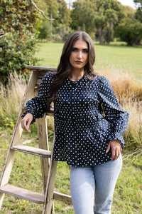 Seeking Lola: Bonita Top Navy Spot