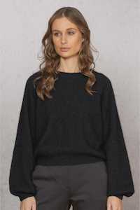Knits: BELLOW SLEEVE - BLACK