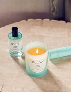 Lotus Flower Metro Candle