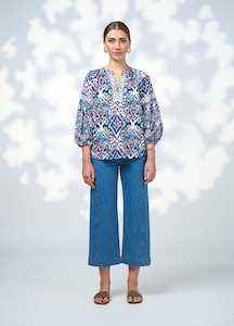 Jeans: Serena Jean Mid Wash