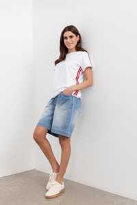 Tops: Bee Tee Stripe