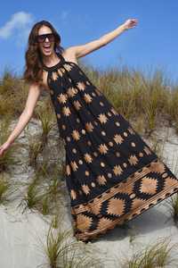 Stand Tall Dress Black