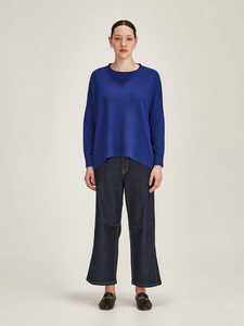 Caroline Sills: Gemma Merino Weekender Colbalt