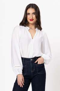 Seeking Lola: Sylvie Top White
