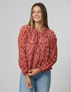 Gabby Blouse Rosette Bloom