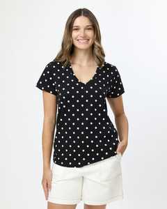 Stella Gemma: Classic V Tee