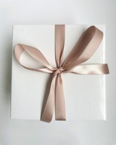 Products: Add a large gift box - Gift Boxes Dried flowers Hire flowers Dried wedding Flowers