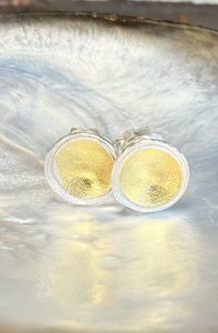 Products: silver and 22 carat gold bracelet with gems