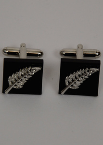 Products: Silver fern cuff links