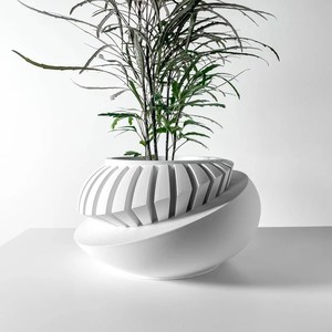 Luxor Planter Pot with Drip Tray