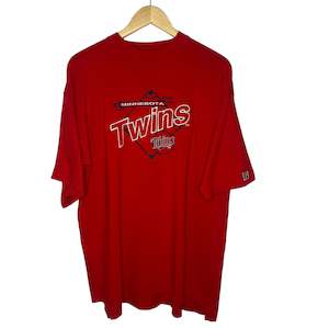 Minnesota Twins 'Embroidered' T-Shirt (XL)