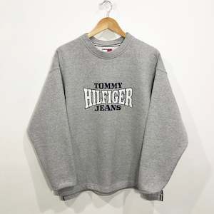 Womens Sweatshirt: Vintage Tommy Jeans Sweatshirt (W/L)