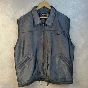 Jackets: Vintage Karl Kani Vest (2XL)