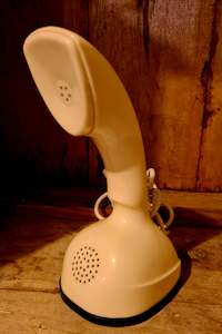 Audio: Copy of Vintagepickers Ericofon : art decor