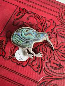 Brooches: Vintage Sterling Silver & Paua Kiwi Brooch