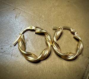 Earrings: 9ct Gold Twist Hoop Earrings