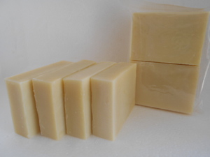 Products: Shampoo BAR 200g - Viola Organics