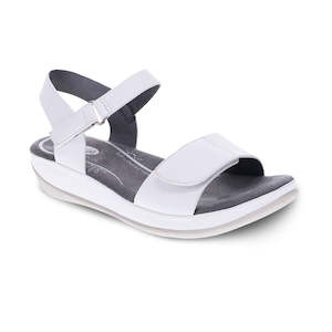 Carly Sandal - White
