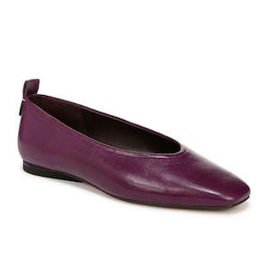 Naturalizer Icons: Carla Flat - Deep Plum Purple