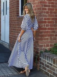 Leoni: BIANCA DRESS - NAVY/WHITE STRIPE