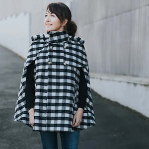 Moke Harper Wool Cape -Black Plaid