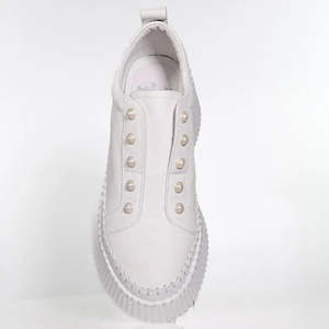 Sneakers: MINX Pearlzie Boost -White Milled