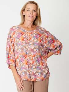 Under 50 Outlet: Summer ease Floral blouse
