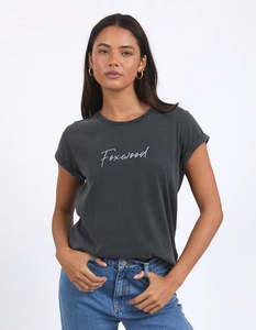Foxwood: Signature Contrast Tee Black-Pre