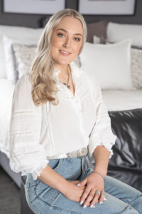 Harlem: HADLEY BLOUSE-WHITE