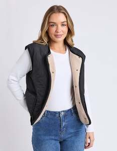 ALL ABOUT ALBERTA VEST-BLACK