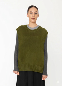 Livia Vest -Pickle