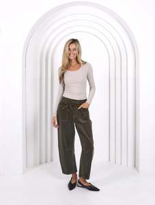 LEO BARREL JEANS CORDUROY - FOREST MOSS