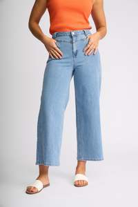 KNEWE INDEX JEAN-LIGHTWASH DENIM