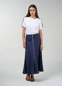 MADLY SWEETLY DUALITY SKIRT-NAVY