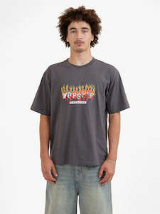 Hot potato tee worn black