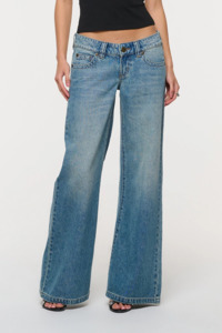 Womens: 00 Wide Cassidy