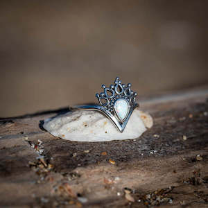 Opal Diva Ring