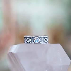 Toe Rings: Moonstone Toe Ring