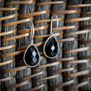 Black Onyx: Black Onyx Tear Earrings