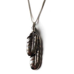 Feathers: Double Feather Pendant