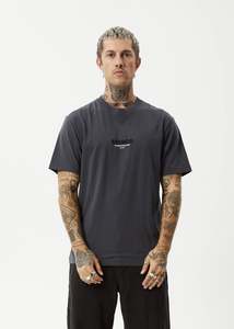 Mens: Vinyl Retro Fit Tee - Charcoal