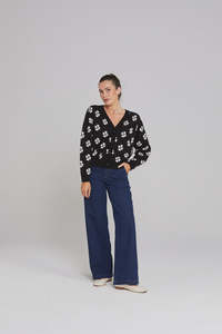 Knitwear: Dahlia Cardi - Night Bloom