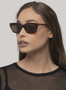 Otra Sunglasses: Nove Sunglasses - Tort/Brown