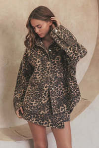 Denim Shacket oversized  - Leopard Print