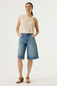 Celia Long Bermuda Shorts -  Medium Used