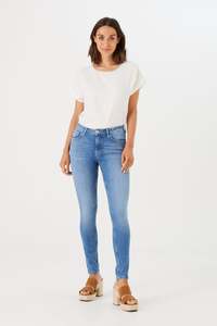 Jeans: Celia Superslim fit Jean - Medium Used